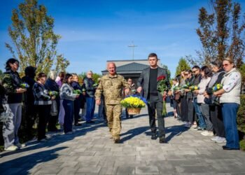 У Бучі на Алеї Героїв ушанували пам’ять полеглих захисників