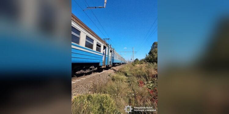 Поблизу станції Буча під колесами потяга загинув 17-річний хлопець