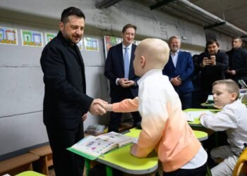 Володимир Зеленський зустрівся з освітянами Бучанської громади