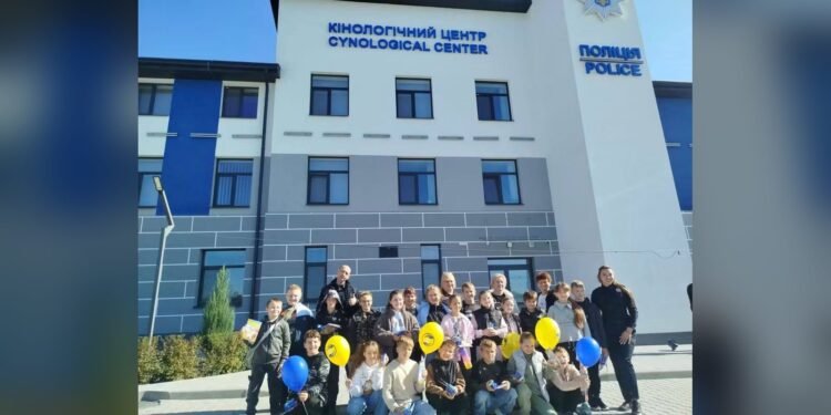 Учні з Бучі відвідали кінологічний центр