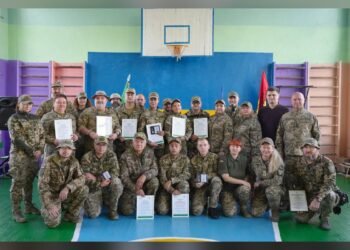 У Бучанській громаді відзначили добровольців ДФТГ нагородами